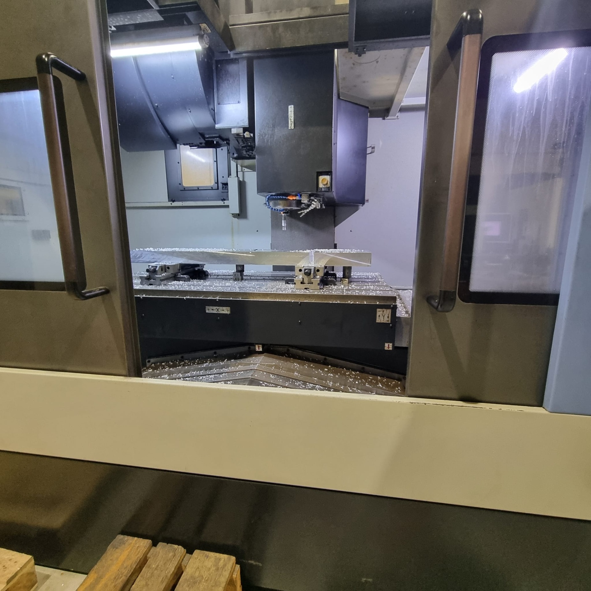 Doosan DNM750 1600x760x700